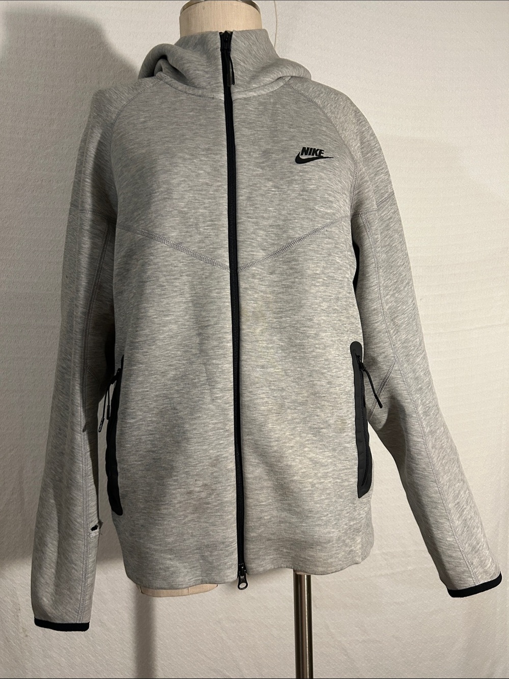 Nike Light Grey Full-Zip Hooded Bomber Jacket with Black Trim Size Medium
